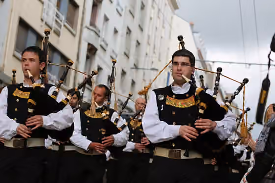 Bagad — Photo de la parade du printemps des sonneurs le 19 mai 2012 à Brest
