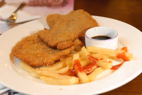 Hidangan Haipai — Shanghai zhazhupai （Shanghai-style fried pork chop) at Deda Western food restaurant