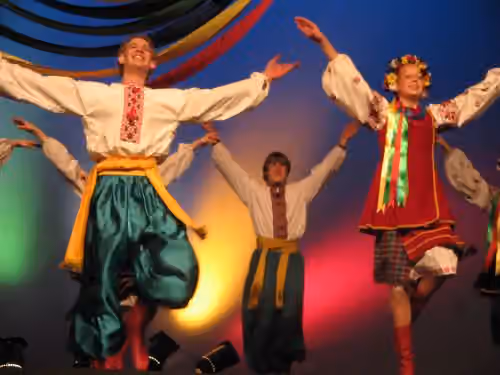 Tarian Ukraina — ukrainian dance, ukrainians in canada.