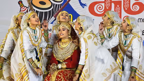 Oppana — oppana is a traditional art form of muslim culture in Kerala
