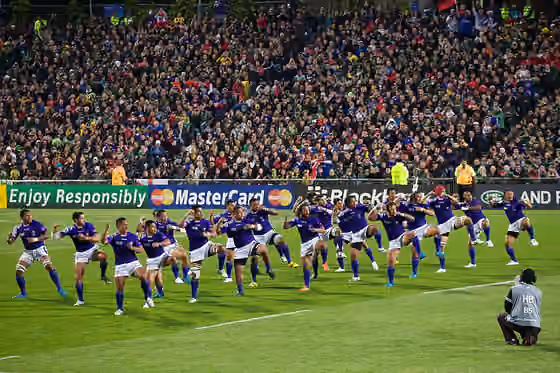 Siva Tau — Samoa national rugby union team presenting Siva Tau before 2011 Rugby World Cup match against South Africa.
