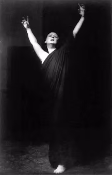 Modern dance in the United States — Isadora Duncan (1878–1927)