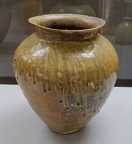 Tokoname ware — Exhibit in the Tokyo National Museum - Tokyo, Japan.