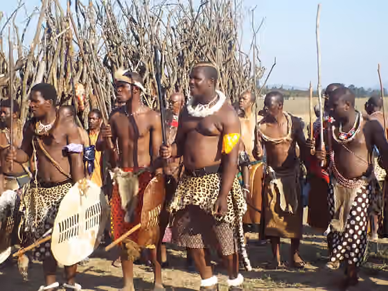 Suku Swazi — This is an image from