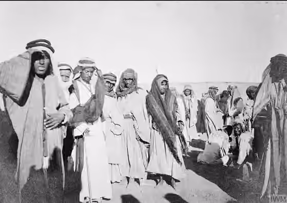Otaibah — صورة لمجوعة من افراد قبيلة عتيبة عام 1917 في الثورة العربية الكبرى