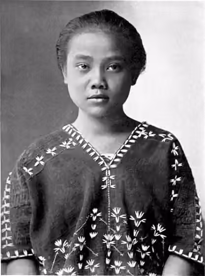 S'gaw people — A Karen woman.