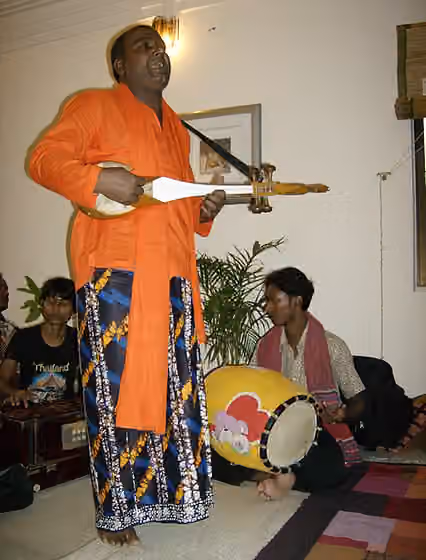 Music of Bangladesh — Dotara player in Dhaka, Bangladesh