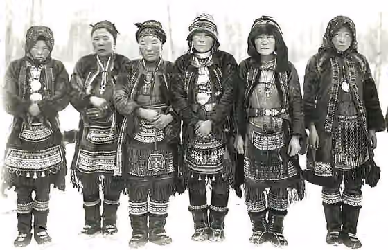 orang Even — Group of Even (Lamut) women with national costumes.