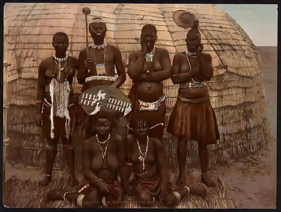 Suku Zulu — Title: A Zulu and his wives, South Africa Abstract/medium: 1 print : color photochrom ; sheet 21 x 27 cm.