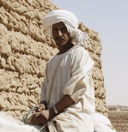 Orang Arab Sudan — This photo has been taken as part of the scientific effort of the salvage archaeologist team H.U.N.E.
