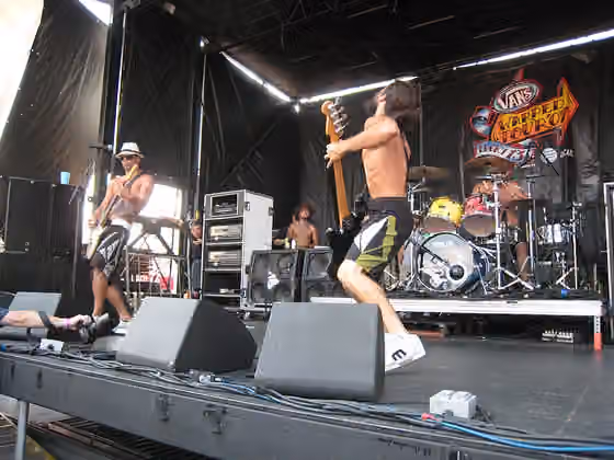 reggae rock — Pepper performing on the Warped Tour on August 3, 2007.