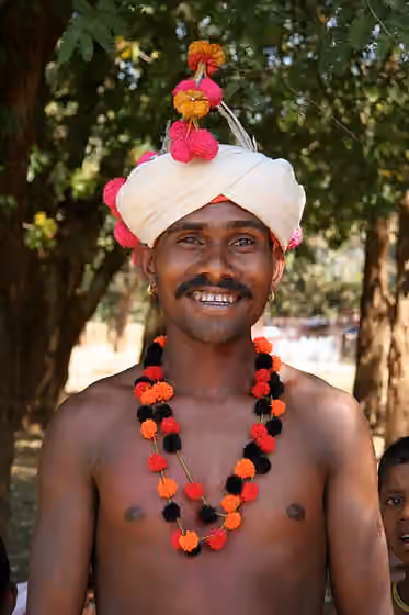 Muria people — inde bastar homme muria costumé pour la danse