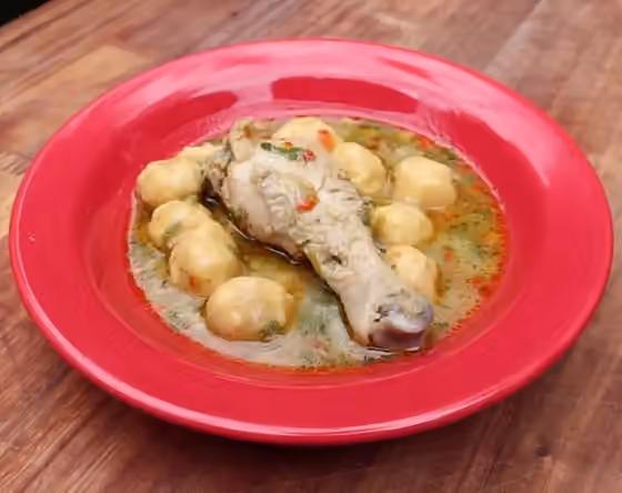 Vori vori — Vorí vorí is a traditional paraguayan soup made by corn flour, cheese, chicken and so.