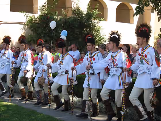 Călușari — Căluşari dance at the Saxon fortress church in Cristian, Sibiu, Romania, on the occasion of the visit of the Belgian King Albert II and his wife, Queen Paola.