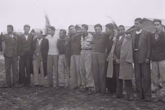 Iranian Jews in Israel — A GROUP OF YOUNG NEW IMMIGRANTS FROM PERSIA AT THE ATLIT IMMIGRANTS CAMP.עולים מפרס במחנה העולים בעתלית.