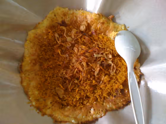 kerak telor — kerak telor oct 01 2010