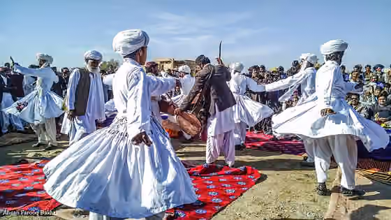 orang Baloch — بلوچ قبائل کا روایتی رقص