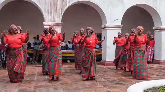 Tufo (dance) — This is an image with the theme " Play " from: Mozambique
