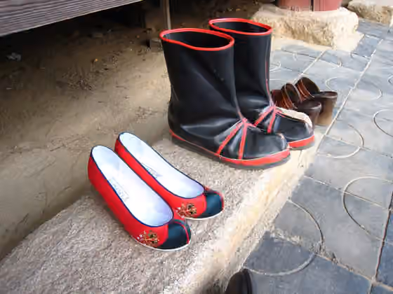 Hwahyejang — Korean traditional shoes