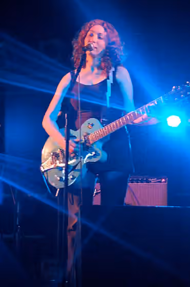 Anti-folk — Photo of Regina Spektor in concert.