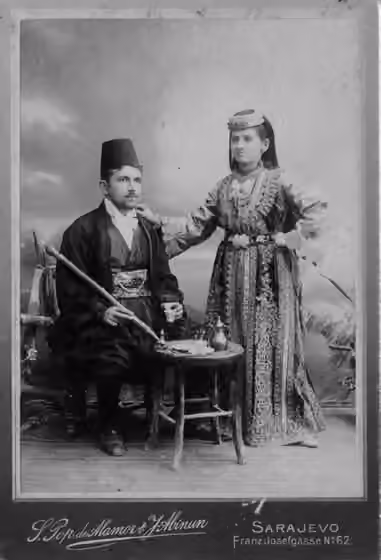 Yahudi Sefardi — Sephardi Jewish couple from Sarajevo in traditional clothing.