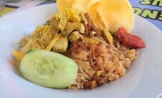 nasi minyak — Nasi minyak (oily rice) served in Palembang, South Sumatra, Indonesia.