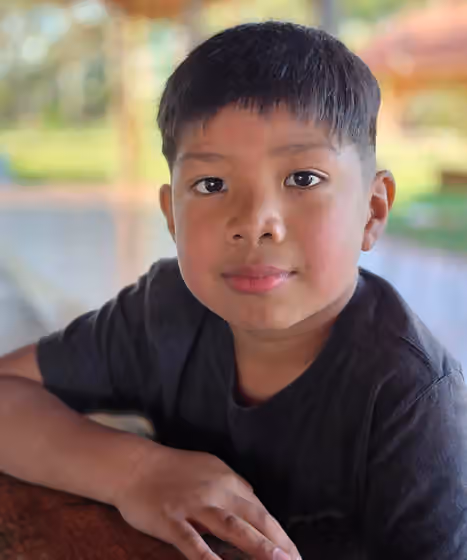 Mbyá Guaraní people — Niño mbya de la Aldea Perutí de El Alcázar (Provincia de Misiones, Argentina).