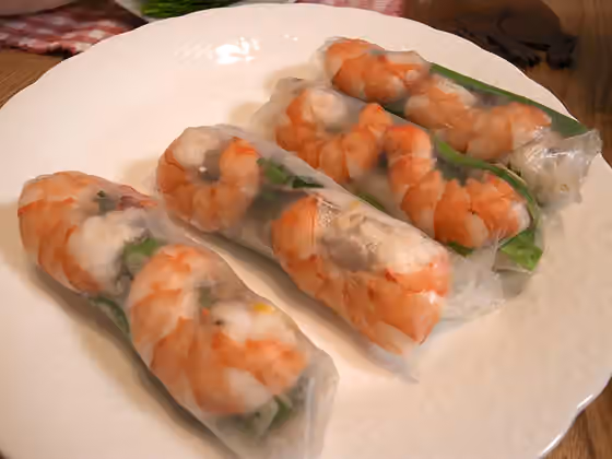 Gỏi cuốn — They looked ugly but tasted good.