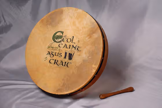 Musik di Irlandia — Bodhrán for decoration purposes.