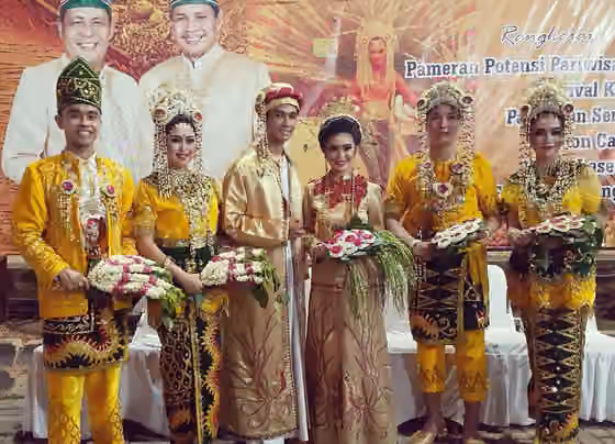 Banjar — Banjarese Tribe Bridal Dress