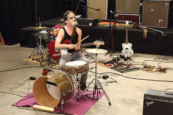 Tropical rock — Concert de Gull au festival Less Playboy is More Cowboy #4 au Confort Moderne - Poitiers, juin 2013.