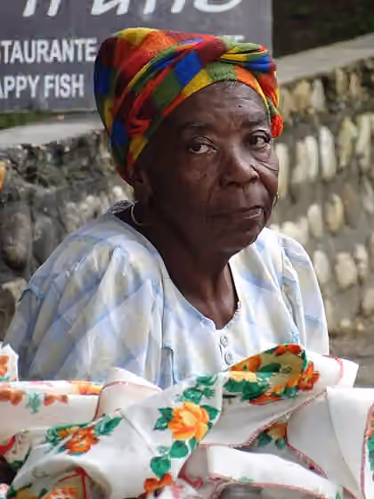 Afro-Guatemalans — Garifuna Vendor - Livingston - Izabal - Guatemala