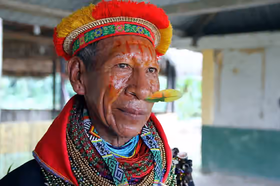 Cofán people — Sucumbíos, 11 abr (ANDES).- Comunidad cofán en la fiesta de la chonta.