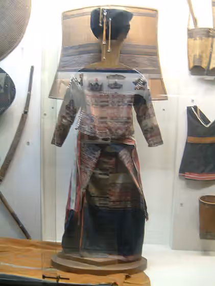 Xo Dang people — Traditional clothing of Xo Dang people ( en:Vietnam Museum of Ethnology )