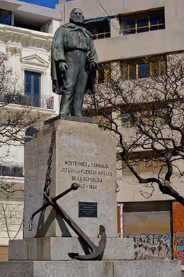 Italian Uruguayans — This is a photo of a Uruguayan monument identified by the ID