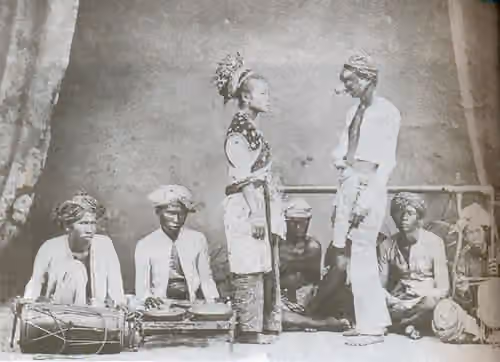 Mak Yong — A group of Pattani Malay dancers performing Mak Yong during the 19th century.