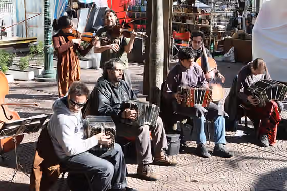 Milonga (music) — Tango music from Buenos Aires, Argentine.