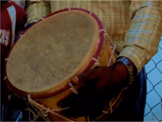 Bomba (Ecuador) — Bomba, tambor usado en el género musical homónimo.