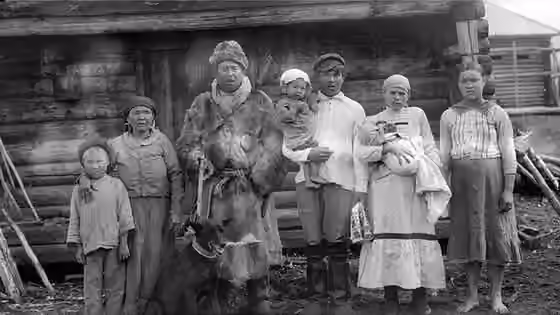 orang Kamasi — Kamassian family in Abalakovo village