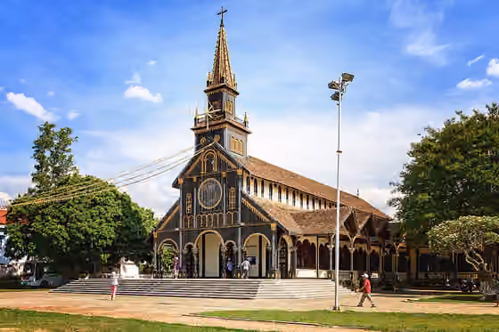 Orang Bahnar — A wooden church of Nguyen hue, Kon Tum, Vietnam, which was built in 1918.