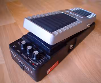 Fuzz-wah — BOSS PW-10 V-Wah pedal, combining wah-wah with other effects such as distortion.