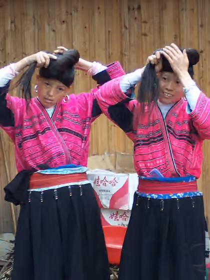Red Yao people — China - Longji Dragon-back Terraces 4 - Yao (this is not zhuang) women showing their hair