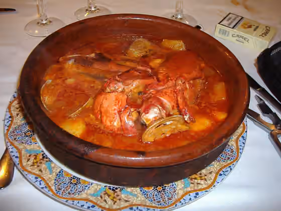 Piracaldo — "Suquet" de pescado Ingredientes Un tomate.