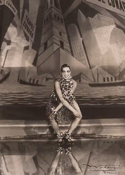 Charleston (dance) — Josephine Baker dancing the Charleston , in the silent film La Folie du jour (1926), from La Revue nègre , at the w:Folies Bergère , Paris