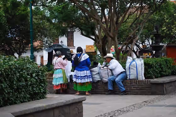 Mazahua people — Indigenous people (Mazahua?) in the main plaza of Valle de Bravo, Mexico State