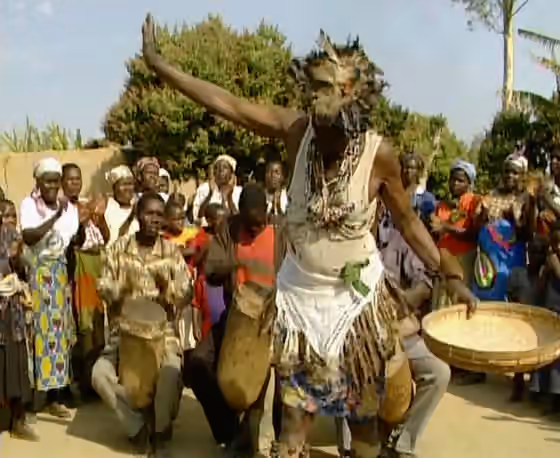 Vimbuza — This file depicts a traditional Tumbuka healing dance common among Tumbuka people