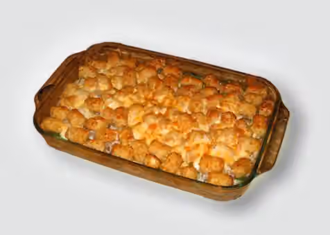 Cuisine of Minnesota — A picture of a delicious tater-tot hotdish